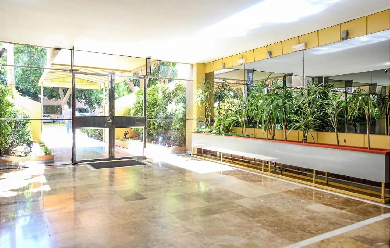 Stunning Apartment In Las Chapas With 1 Bedrooms, Wifi And Outdoor Swimming Pool Marbella 0*,